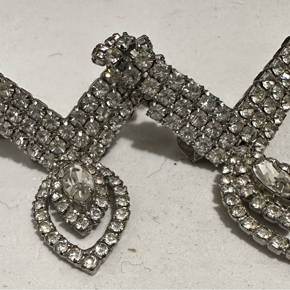 Shoe clips
